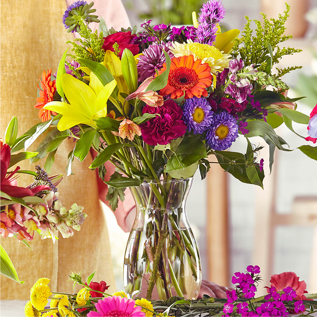 Bold & Bright – A Florist Original – ANDREW'S FLOWERS, Beaverton OR