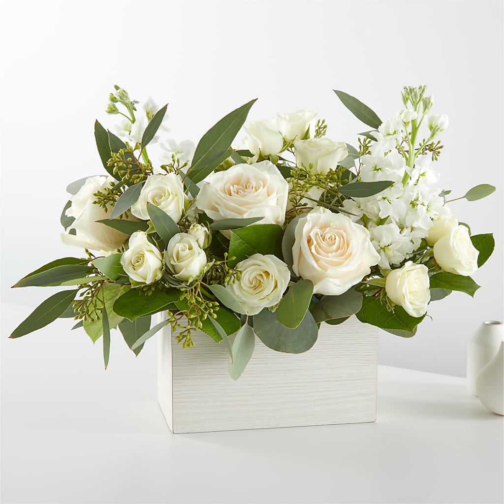 Fresh Linen Box Bouquet – ANDREW'S FLOWERS, Beaverton OR