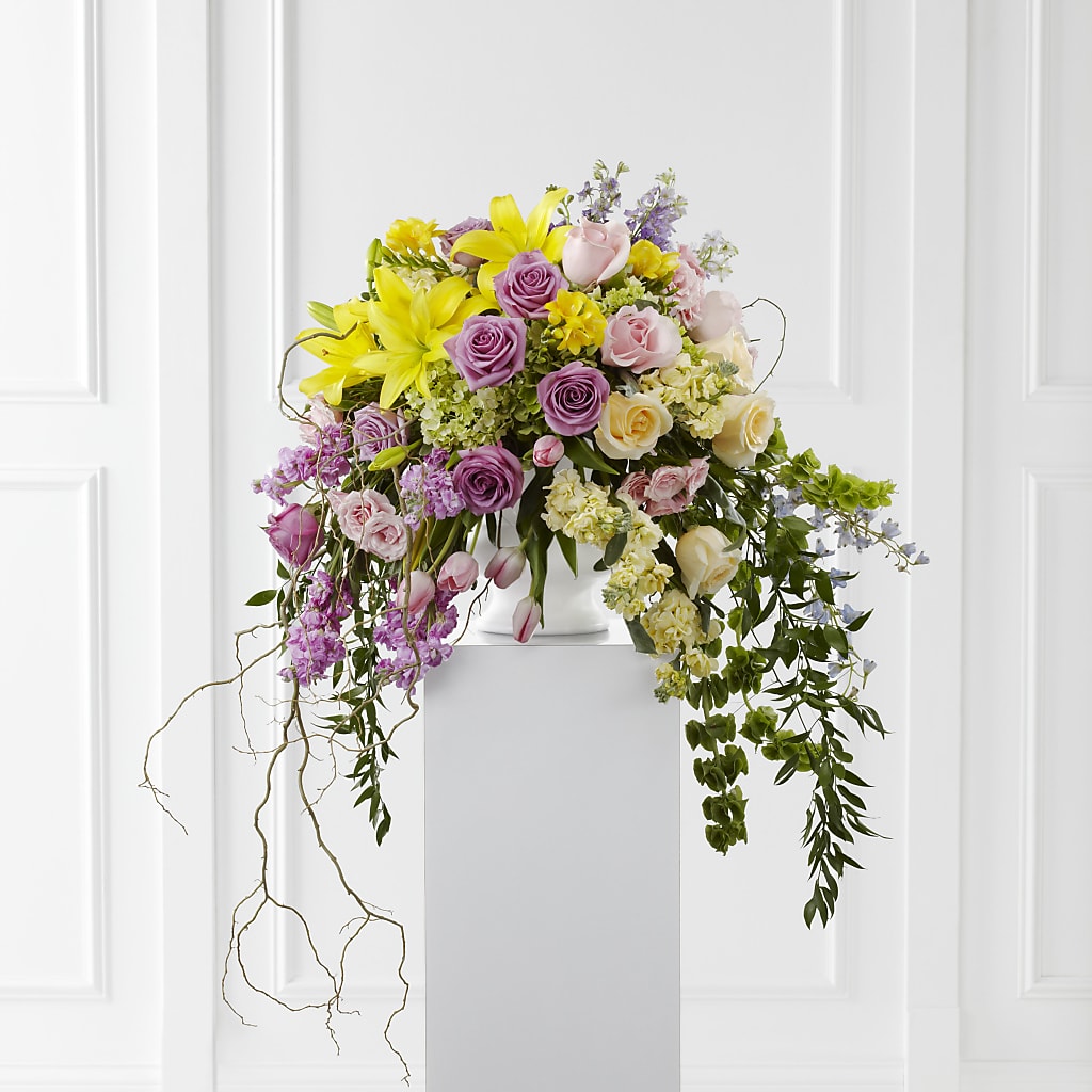 Display of Affection Arrangement – ANDREW'S FLOWERS, Beaverton OR