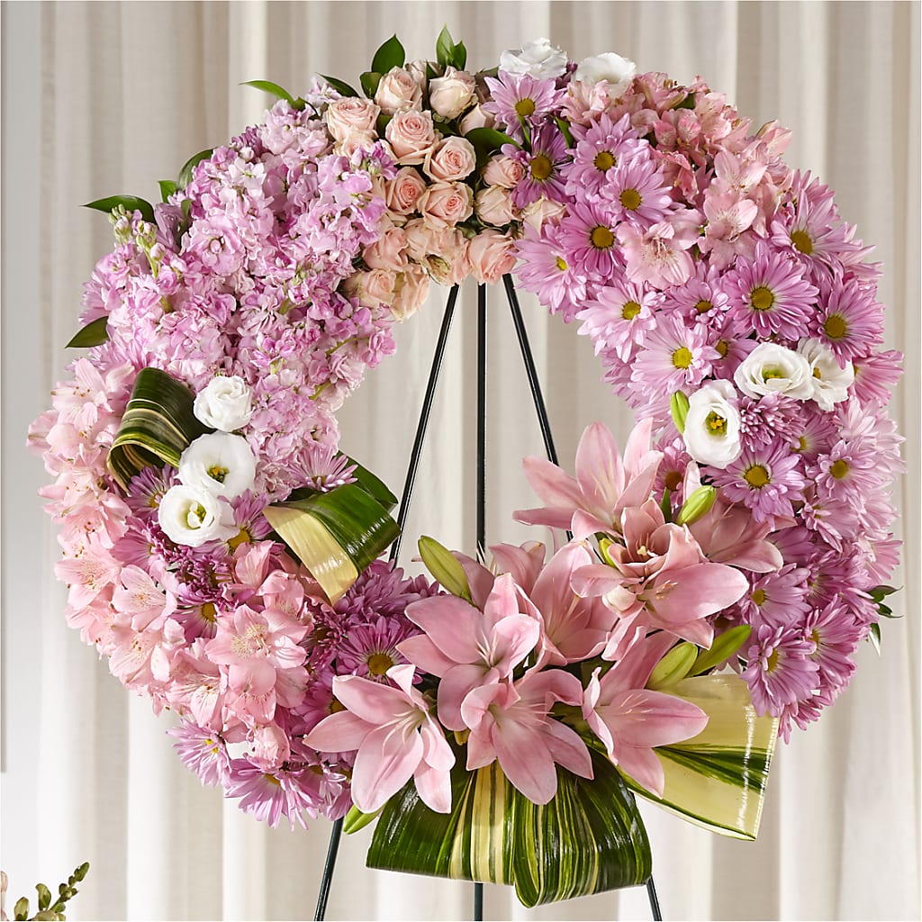 Gift of Warmth Wreath – ANDREW'S FLOWERS, Beaverton OR