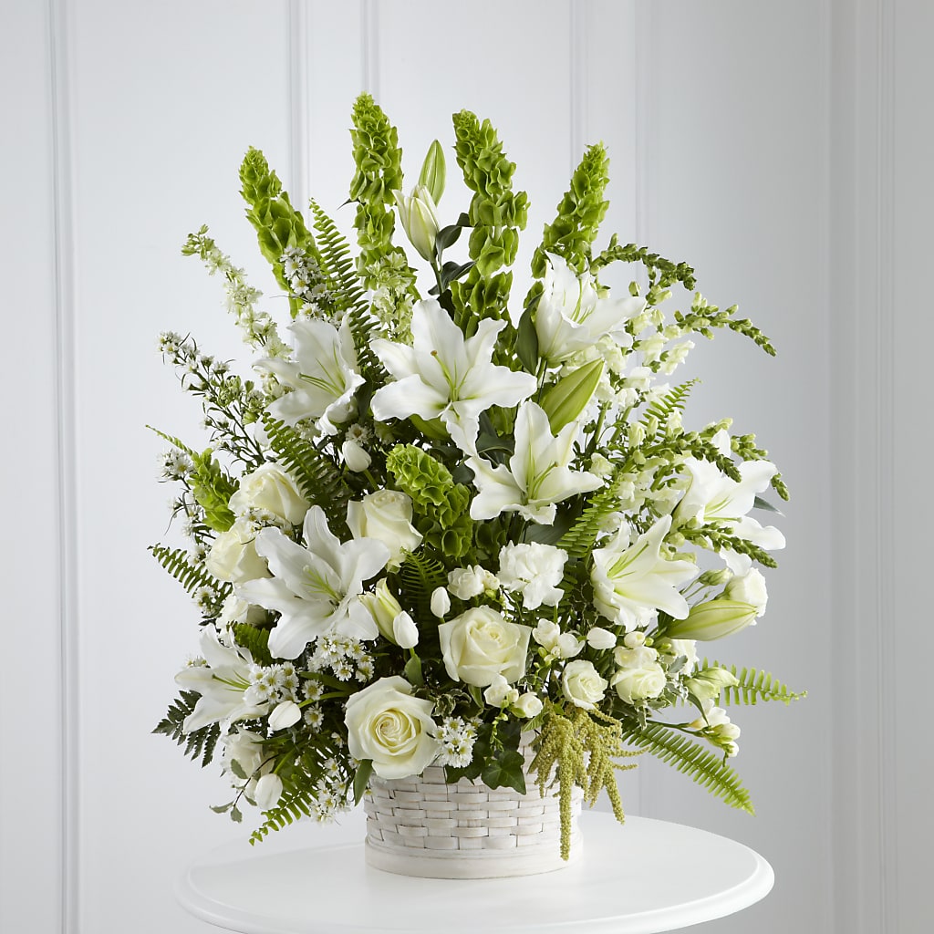 In Our Thoughts Arrangement – ANDREW'S FLOWERS, Beaverton OR