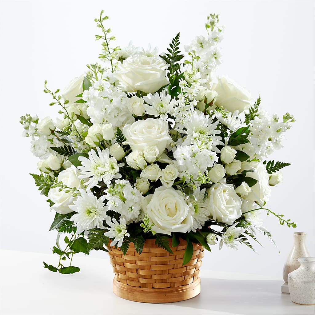 Heartfelt Condolences Arrangement – ANDREW'S FLOWERS, Beaverton OR