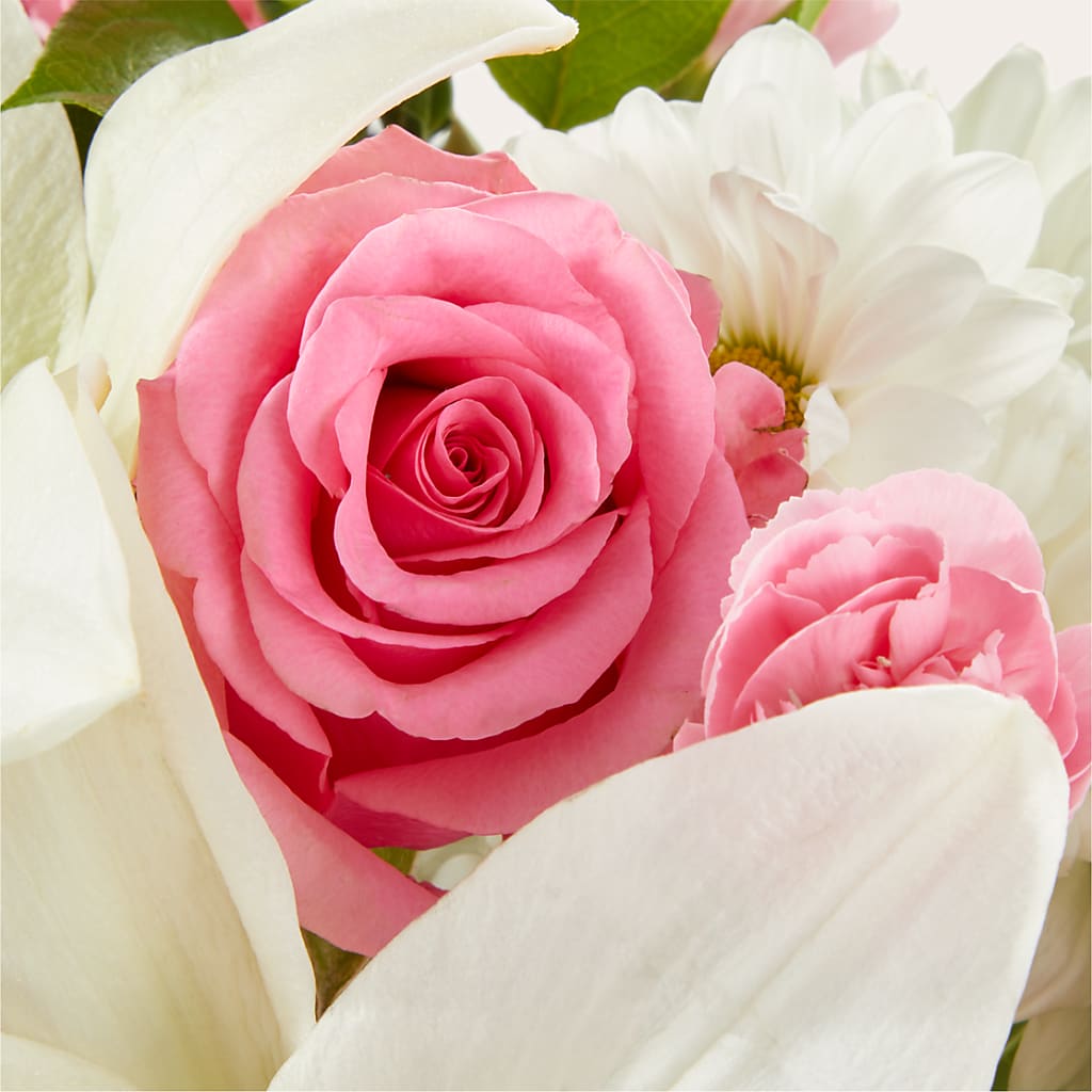 Whispers of Comfort Bouquet – ANDREW'S FLOWERS, Beaverton OR