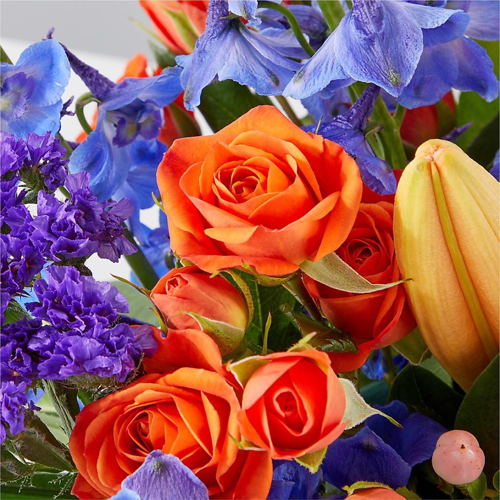 Radiant Citrus Box Bouquet – ANDREW'S FLOWERS, Beaverton OR