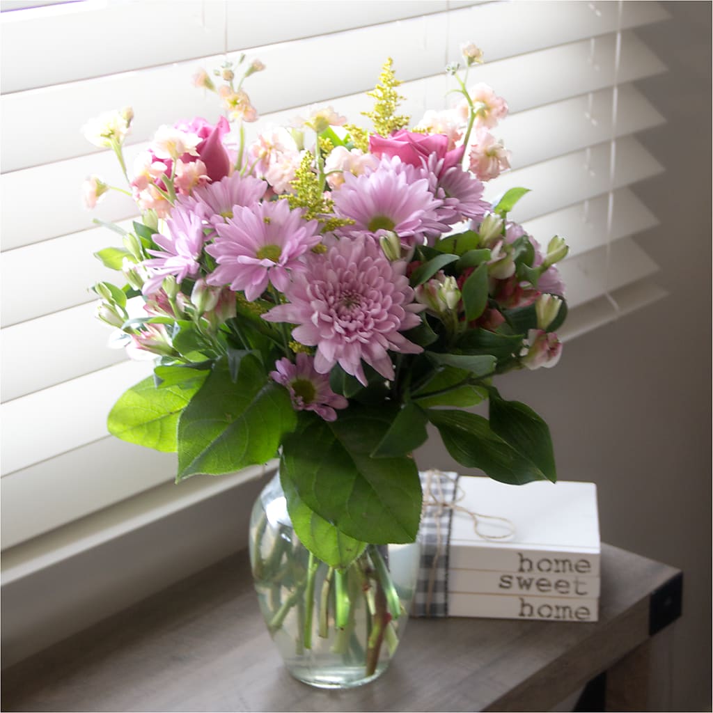 Pastel Tradition - A Florist Original – ANDREW'S FLOWERS, Beaverton OR