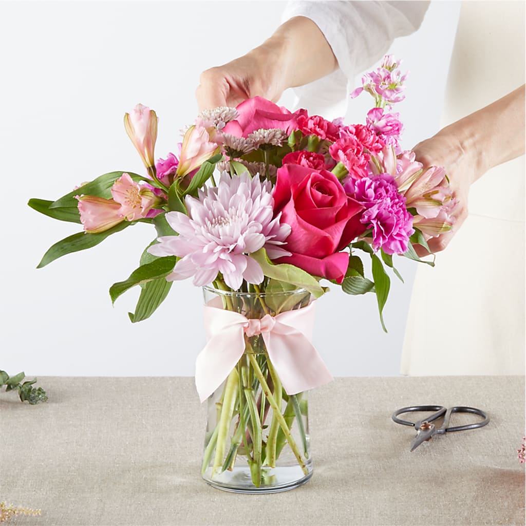 Pink Ribbon - A Florist Original – ANDREW'S FLOWERS, Beaverton OR