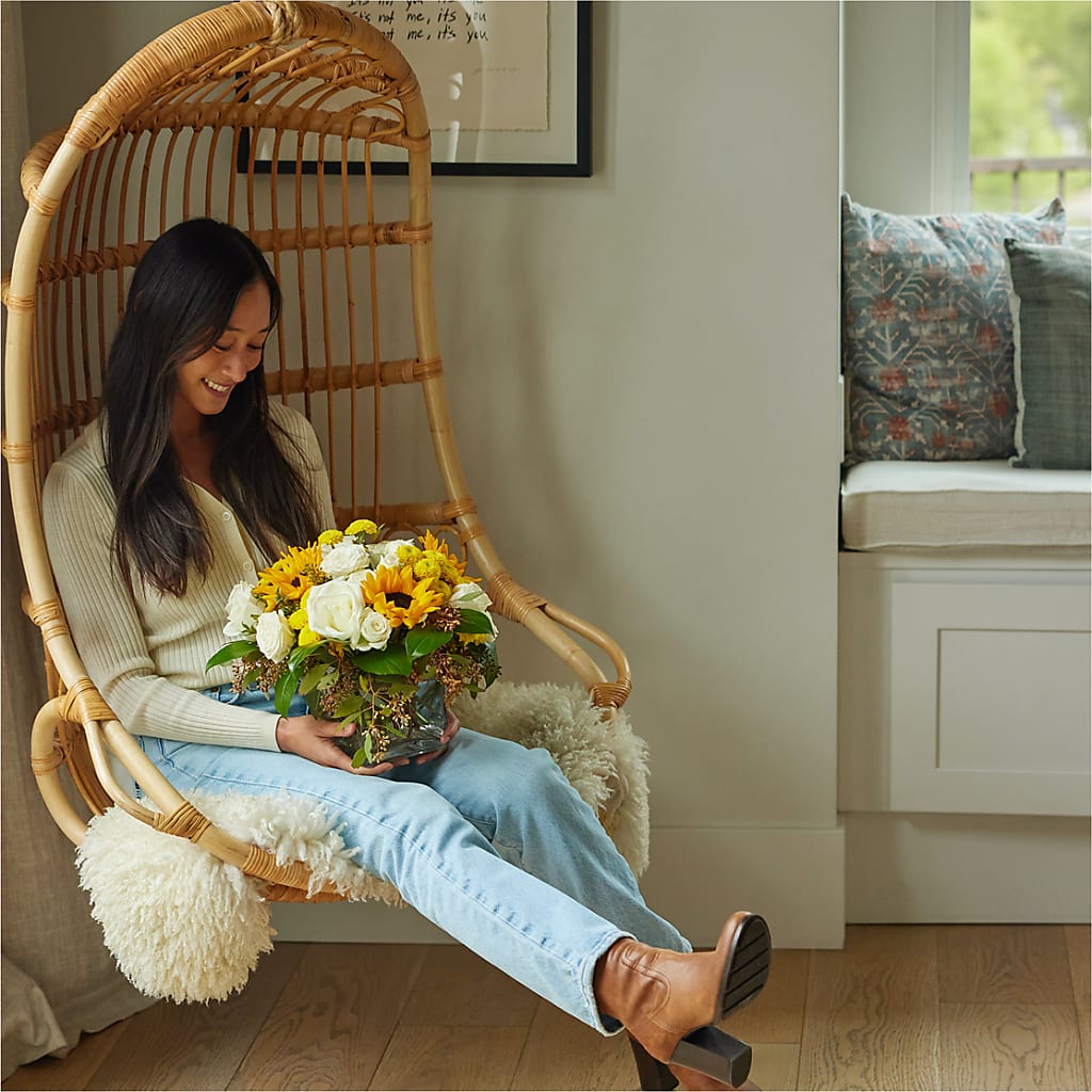 Luminous Morning Bouquet – ANDREW'S FLOWERS, Beaverton OR