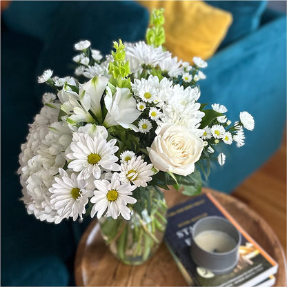 Classic Ivory – A Florist Original – ANDREW'S FLOWERS, Beaverton OR