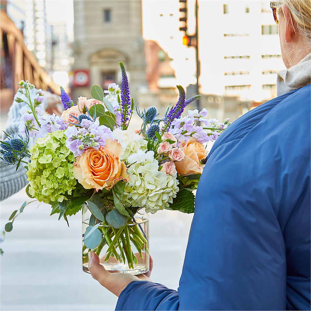 Porch Swing Bouquet – ANDREW'S FLOWERS, Beaverton OR