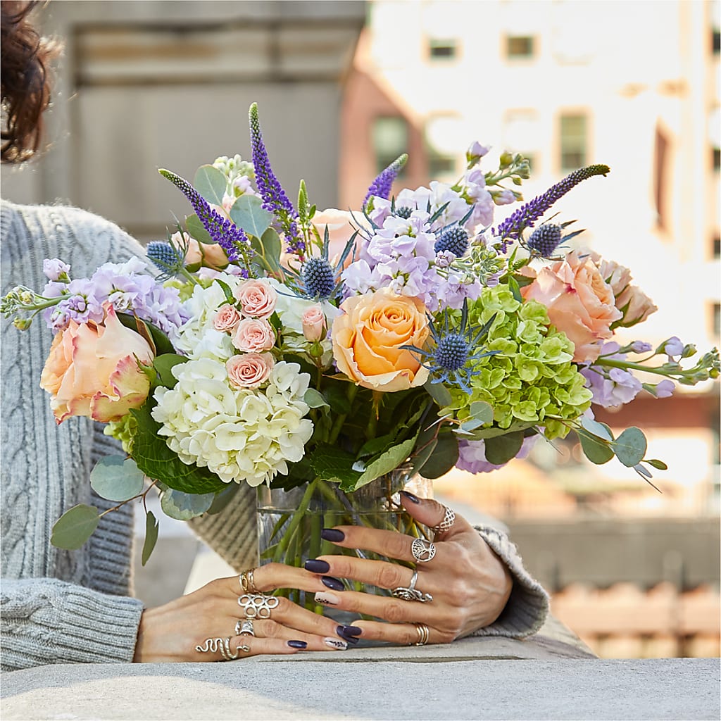 Porch Swing Bouquet – ANDREW'S FLOWERS, Beaverton OR